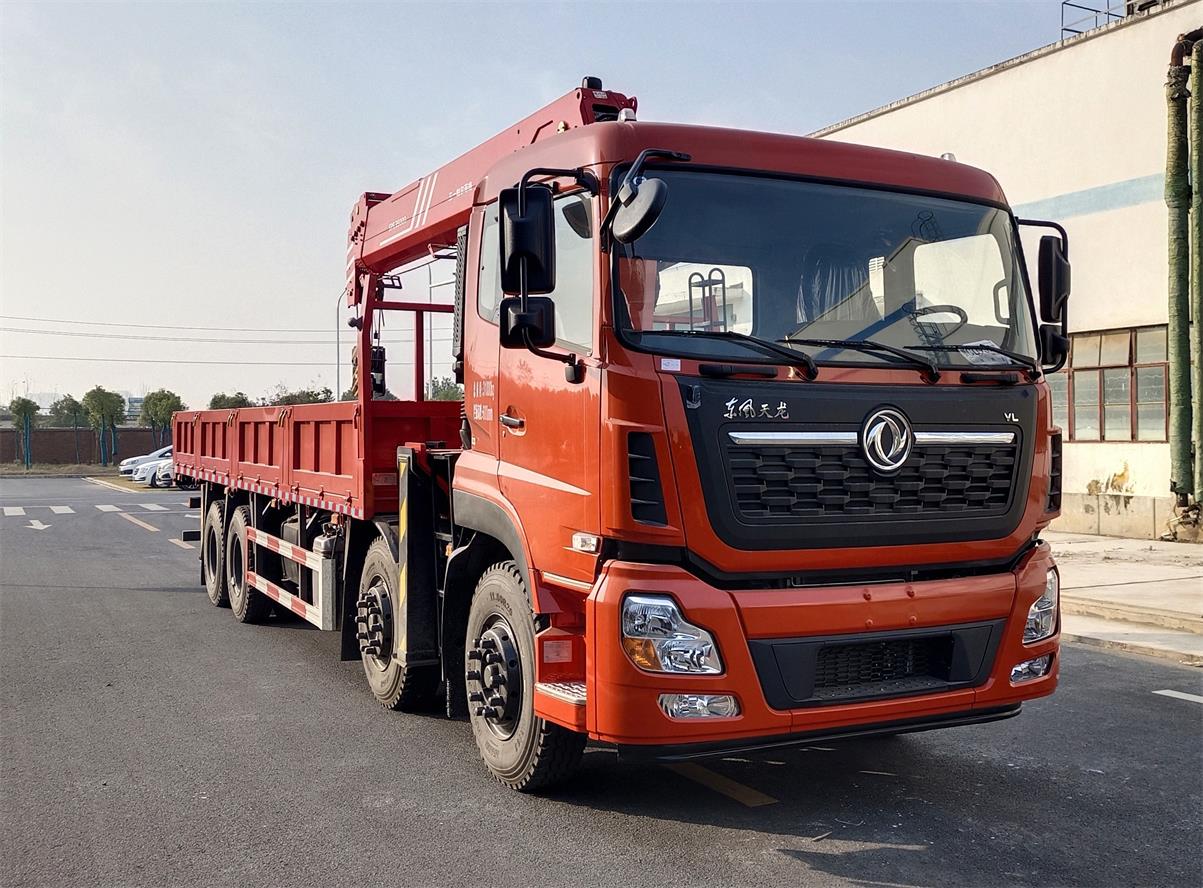 东风4轴随车起重运输车