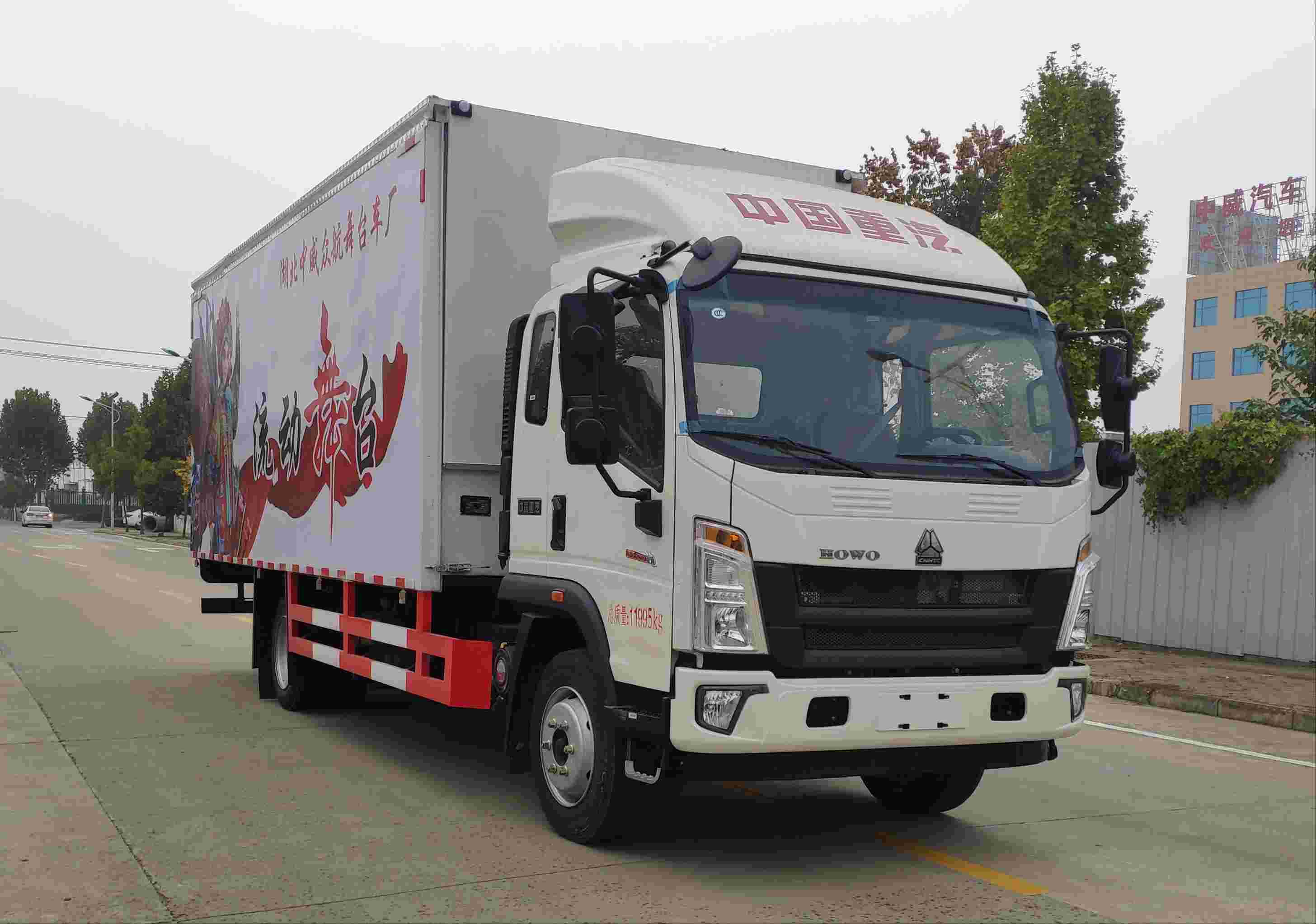 重汽2轴舞台车