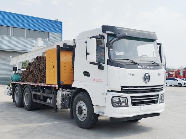 陕汽3轴钻机车