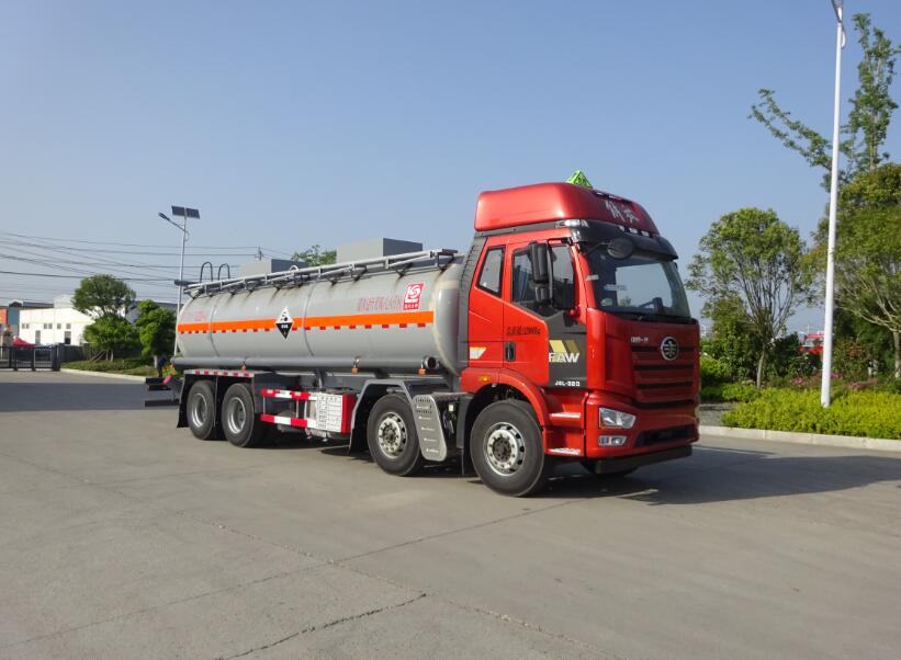 解放18.5方腐蚀性物品罐式运输车