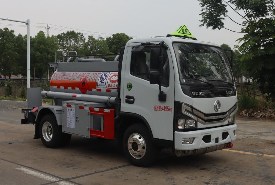 东风1.9方加油车