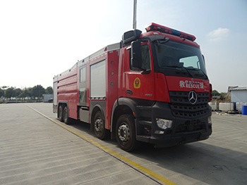 18.1方泡沫消防车