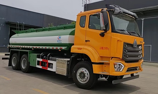 重汽13.39方供液车
